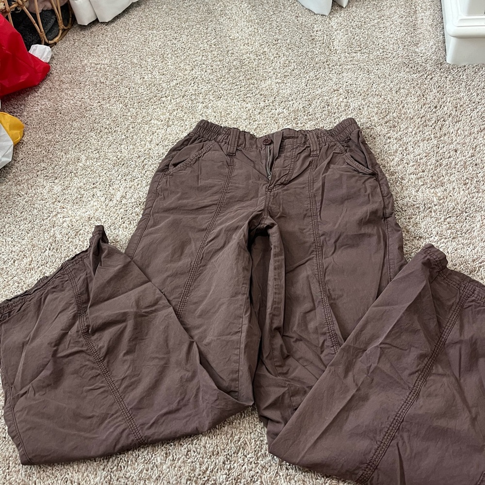 BROWN OU CARGOS